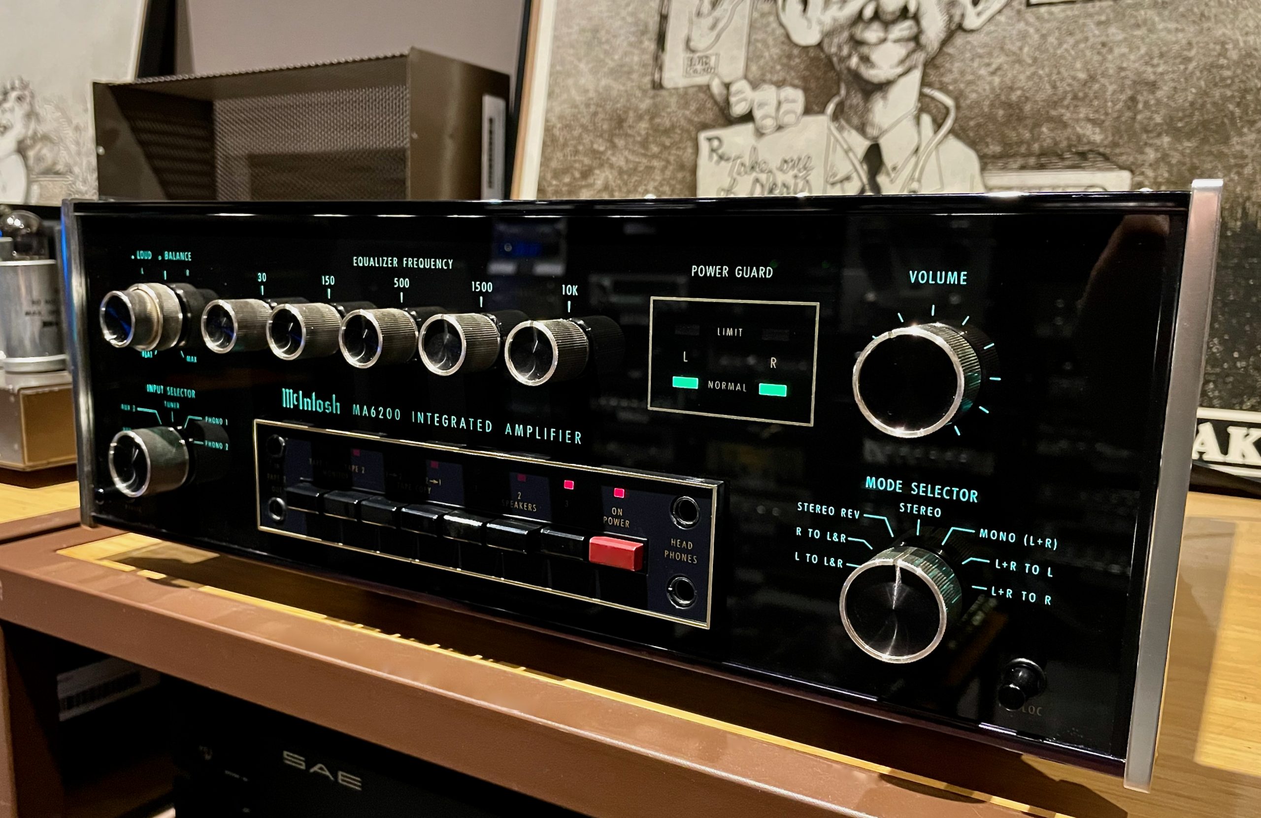 McIntosh 6200